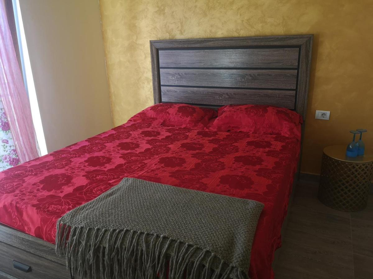 Milan Rooms Κονστάντζα Εξωτερικό φωτογραφία
