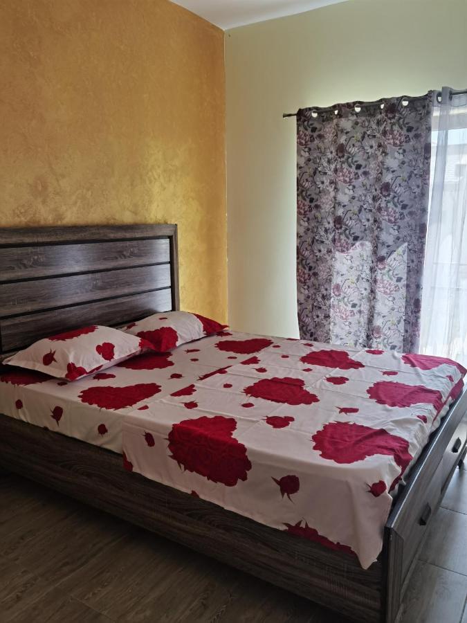 Milan Rooms Κονστάντζα Εξωτερικό φωτογραφία