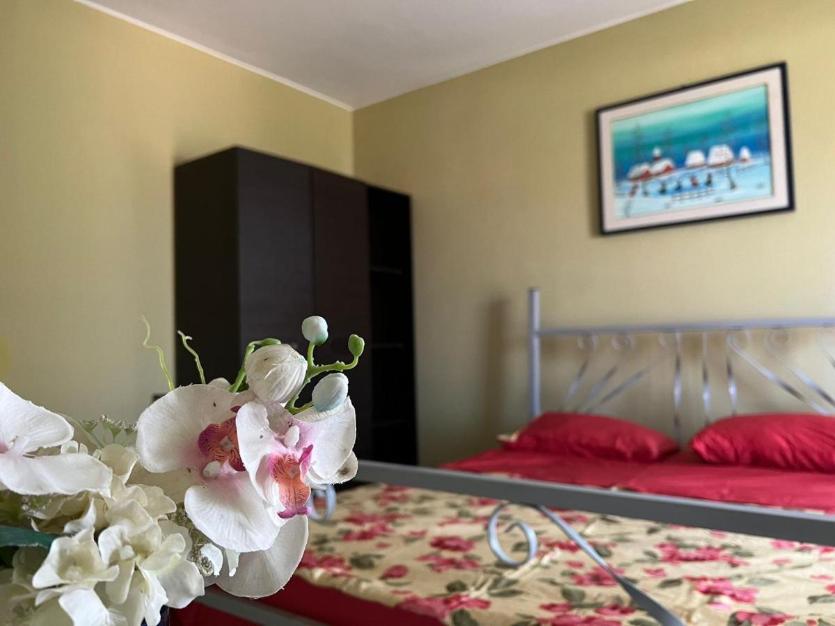 Milan Rooms Κονστάντζα Εξωτερικό φωτογραφία